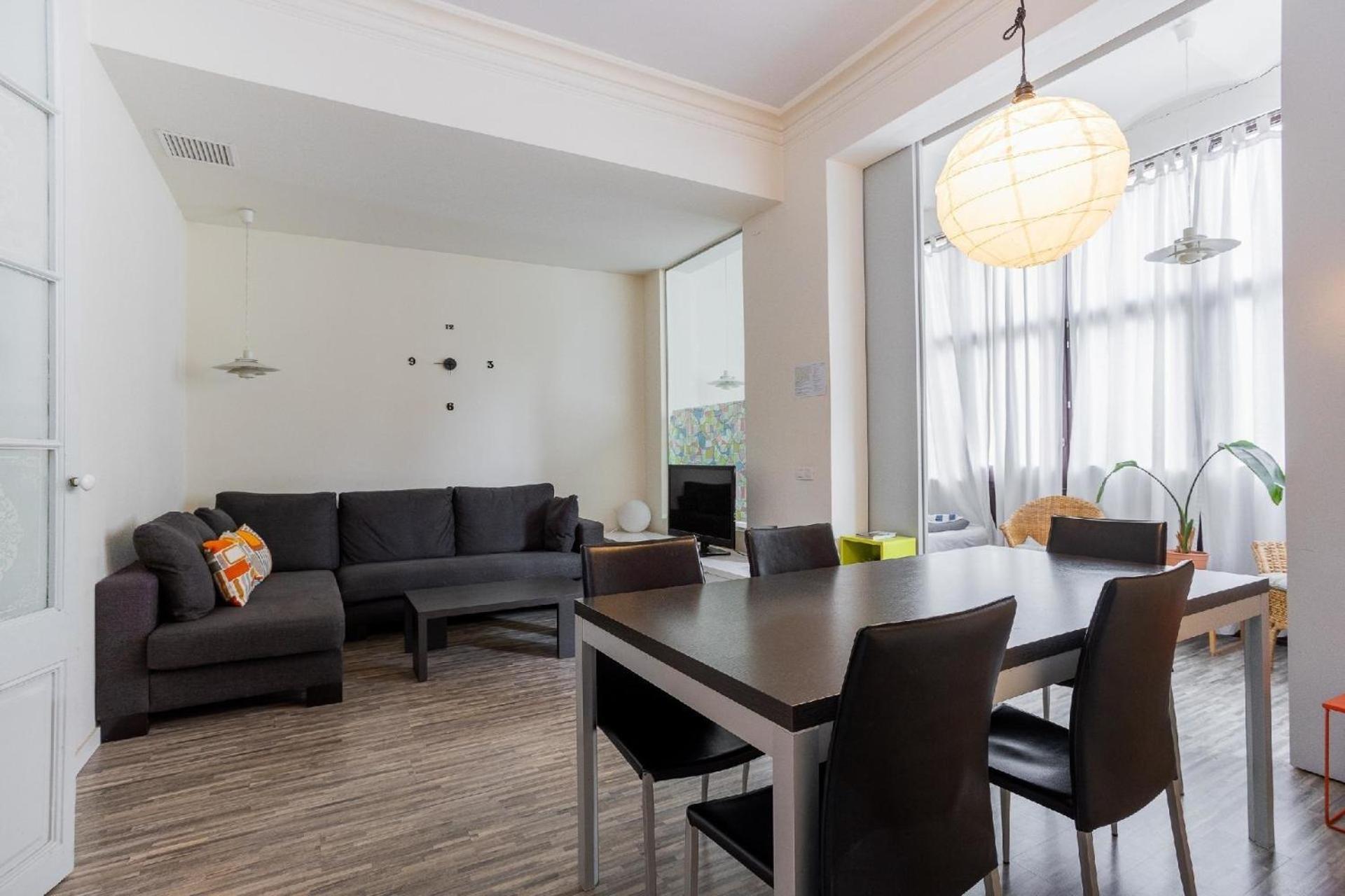 Appartamento Fuer 9 Personen Ca 120 Qm In Barcelona-eixample, Costa Brava Costa Del Maresme