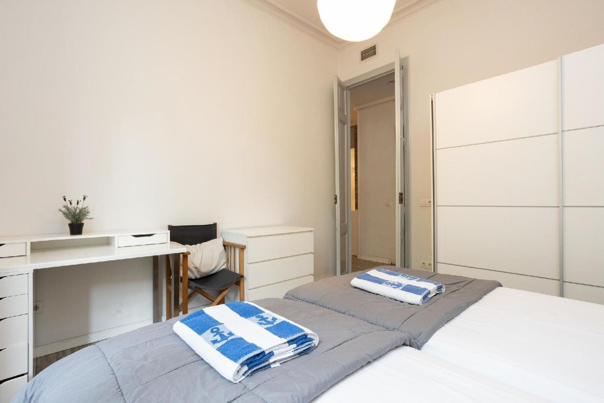 Appartamento Fuer 9 Personen Ca 120 Qm In Barcelona-eixample, Costa Brava Costa Del Maresme Barcellona